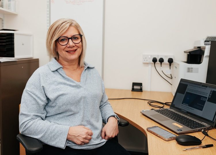 DIGITAL CARE COORDINATORS HELP ISLANDERS GET CONNECTED WITH THE NHS APP