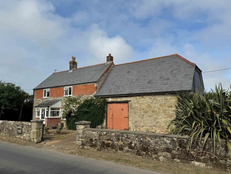 FREEHOLDS, FLATS AND FARMS AMONG 20 ISLE OF WIGHT LOTS IN OCTOBER AUCTION