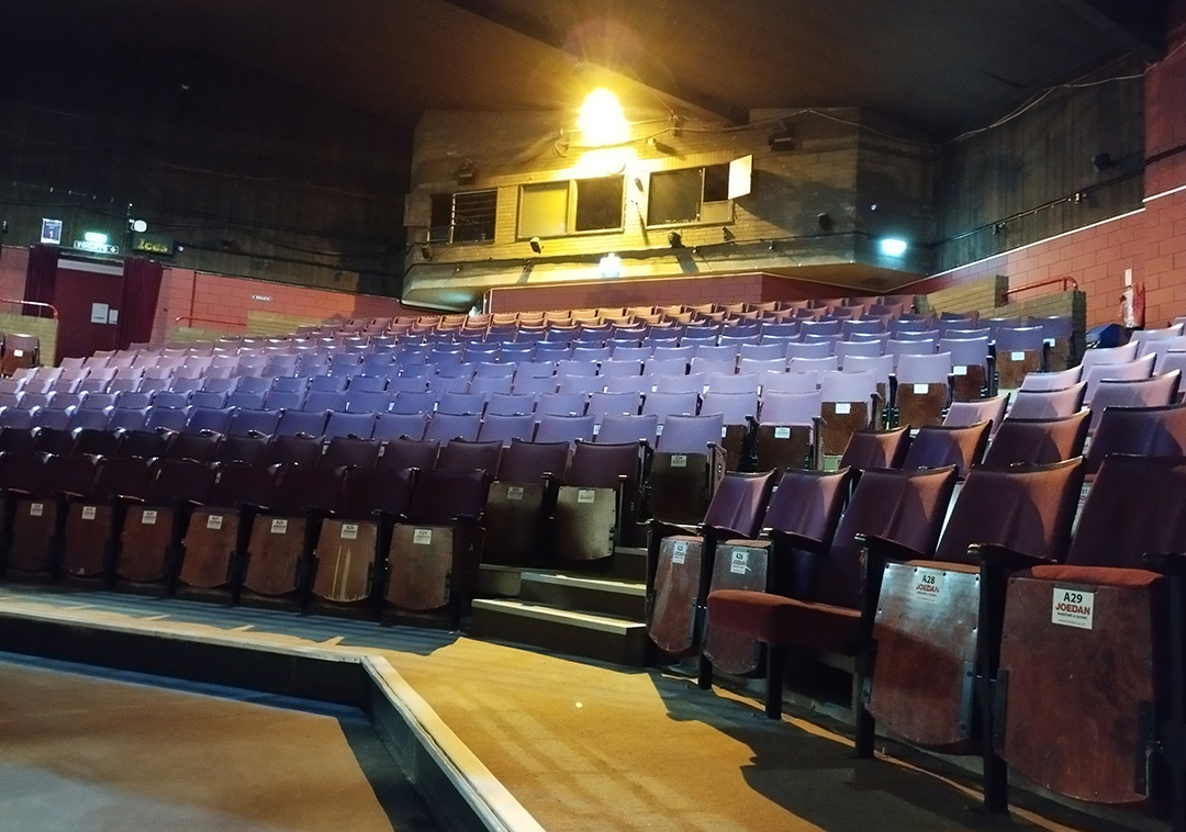 MEDINA MOVIE THEATRE CLOSED ITS DOORS 25 YEARS AGO