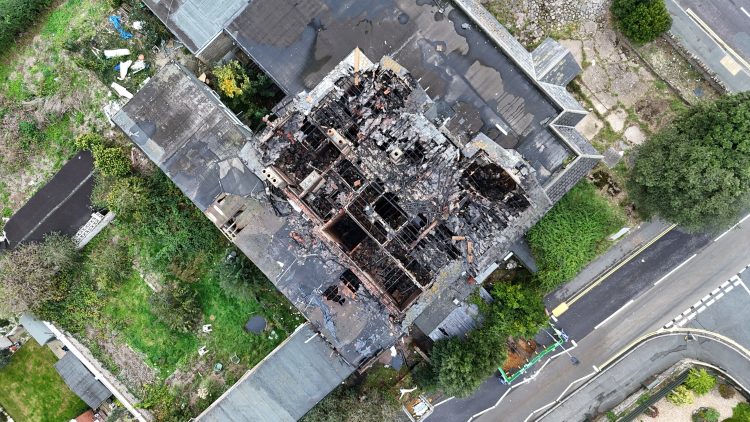 SANDOWN’S DERELICT CYGNET HOTEL DESTROYED BY SUSPICIOUS BLAZE