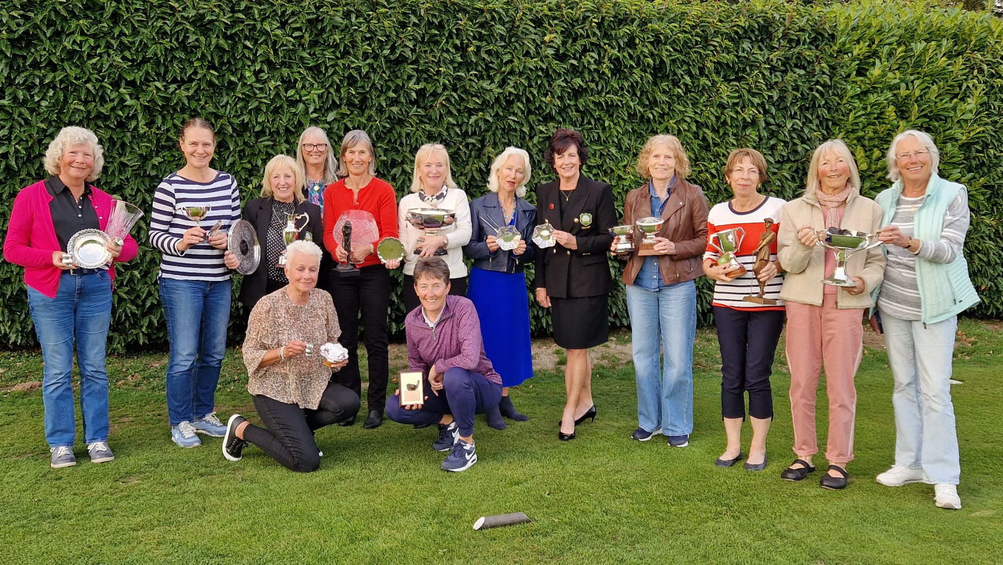 LADIES CELEBRATE SUCCESS AT SHANKLIN & SANDOWN GOLF CLUB AGM