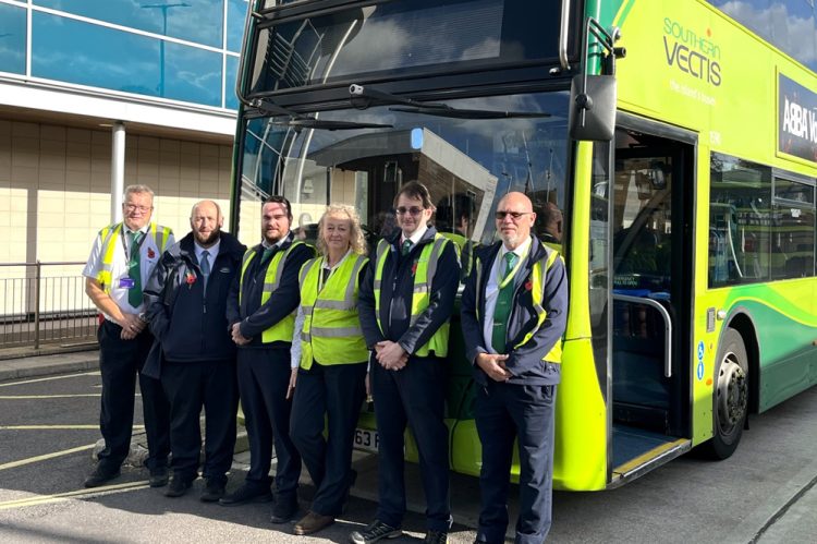 SOUTHERN VECTIS DRIVERS TO PROUDLY DISPLAY POPPIES FOR REMEMBRANCE