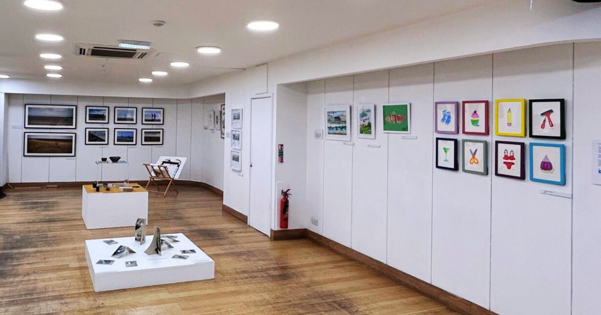 INDEPENDENT ARTS RAISES £690 THROUGH SUCCESSFUL CHARITY ART SALE