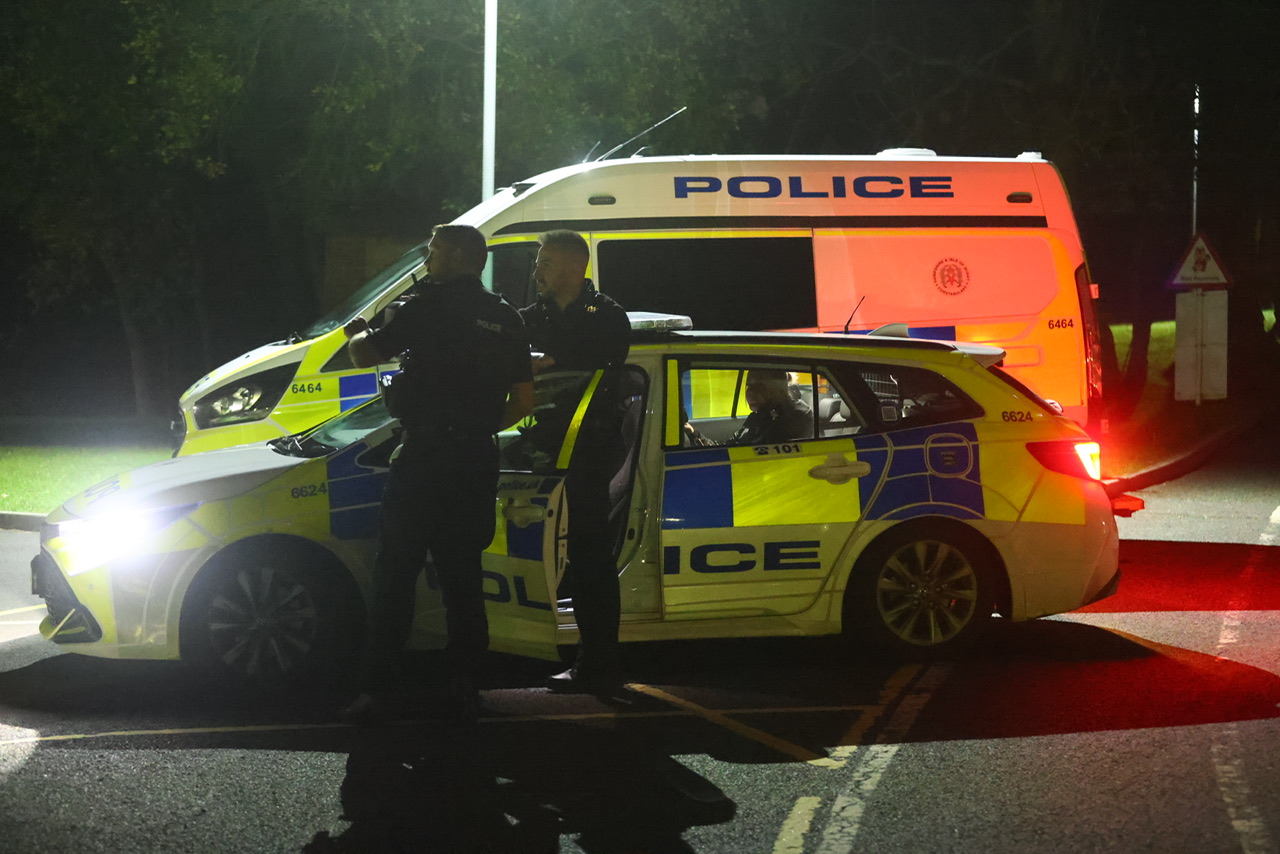 POLICE LOCK DOWN AND RESIDENTS EVACUATED OVER ‘EXPLOSIVE’ RISK IN COWES