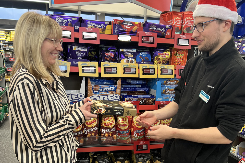 SOUTHERN CO-OP TO GIFT FREE CHRISTMAS SHOPS AND FUNDING ACROSS ISLE OF WIGHT