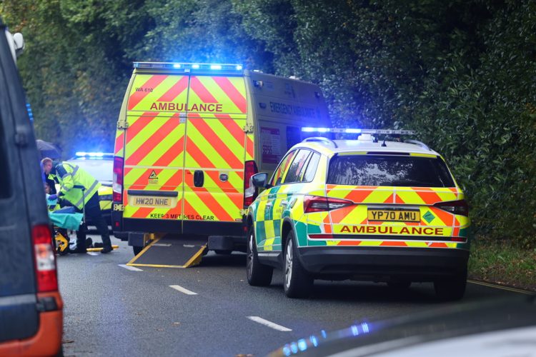 UPDATED: PARAMEDICS TEND TO SERIOUSLY INJURED CYCLIST FORCING CLOSURE OF MAIN ROAD IN RYDE