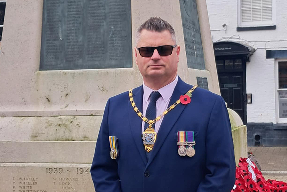 ISLE OF WIGHT HONOURS THE FALLEN WITH MOVING REMEMBRANCE CEREMONIES