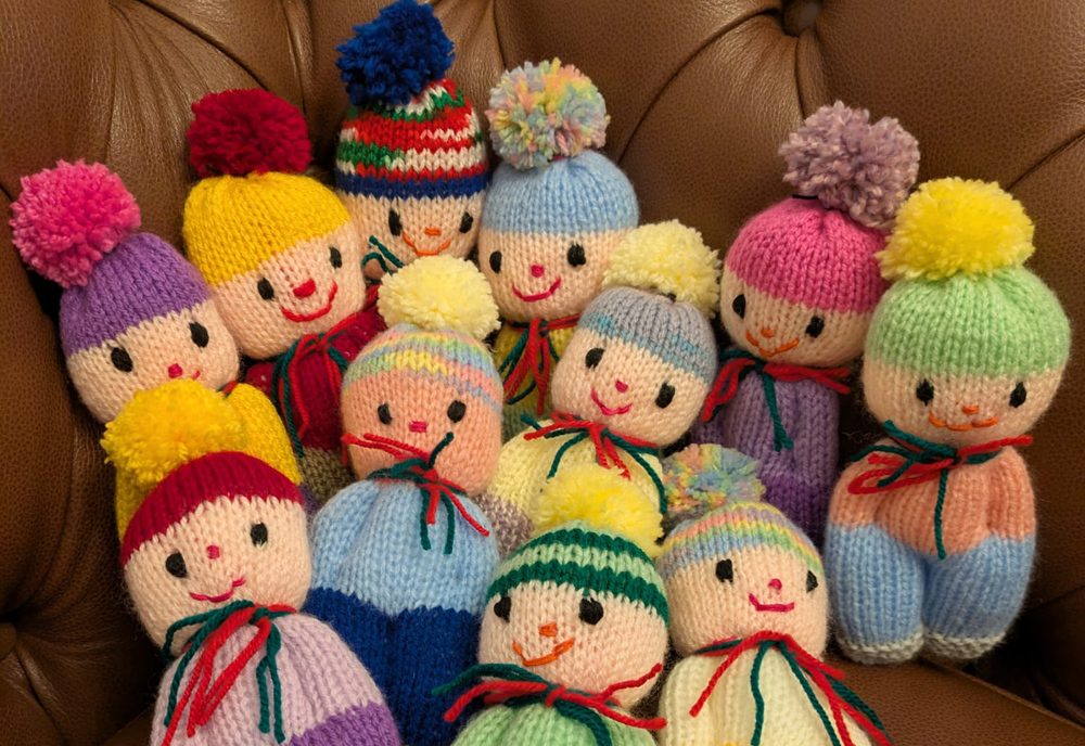150 KNITTED ELVES HIDDEN ACROSS THE ISLE OF WIGHT TO SPREAD FESTIVE CHEER