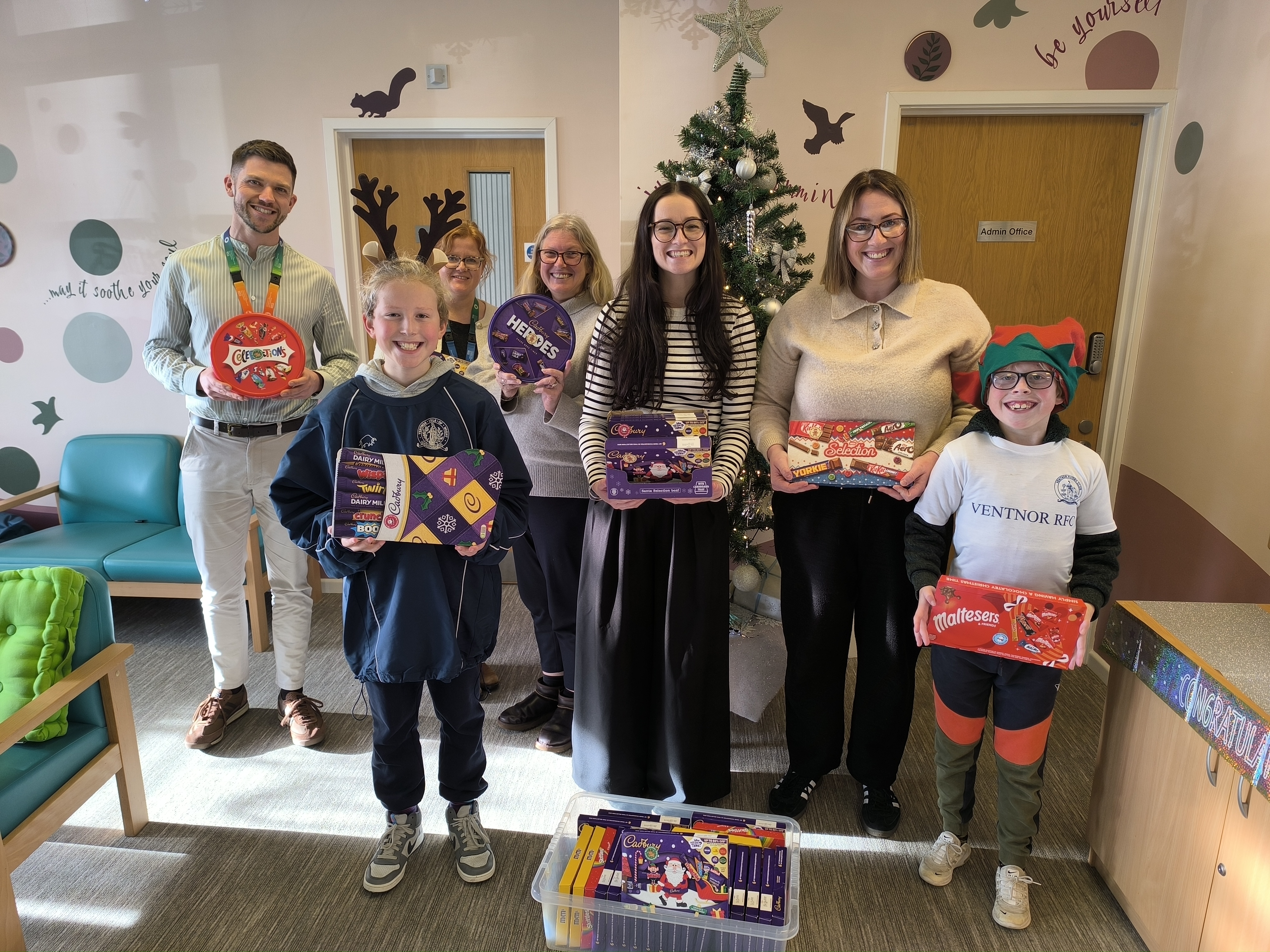CHRISTMAS SPIRIT SHINES AS VENTNOR RFC COLLECTS 183 SELECTION BOXES