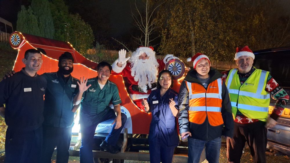 VECTA HOUSE LIGHTS UP FOR CHRISTMAS WITH HEART-WARMING CEREMONY IN NEWPORT