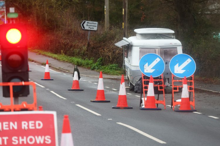 TRAILER TROUBLE IN WOOTTON SEES TAXPAYERS FOOT BILL FOR TEMP LIGHTS