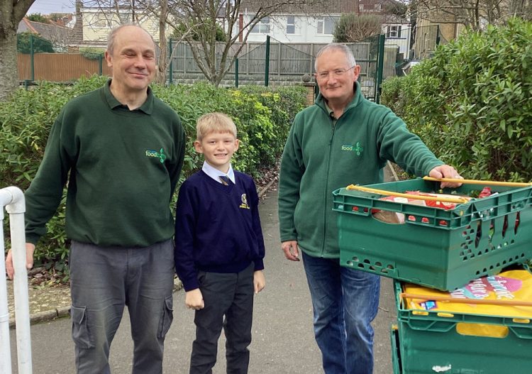 DOVER PARK PRIMARY SCHOOL SPREADS FESTIVE CHEER WITH FOOD BANK DONATIONS