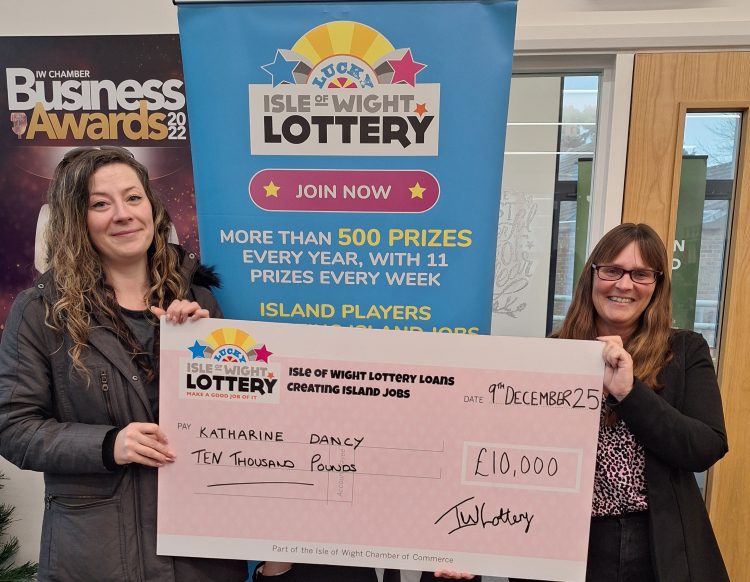 KATHARINE DANCY WINS £10,000 IN ISLE OF WIGHT LOTTERY WINTER DRAW