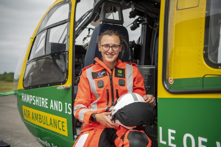 ISLE OF WIGHT PARAMEDICS JOIN AIR AMBULANCE TEAMS IN NEW TRAINING SCHEME