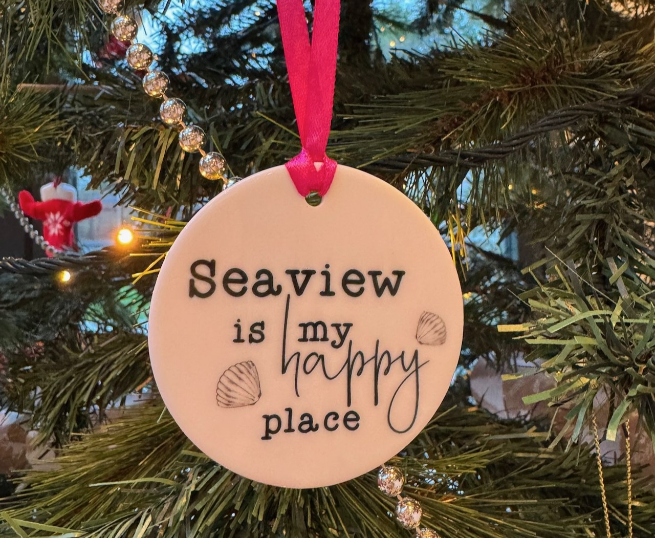 FESTIVE POP-UP SHOP TO TRANSFORM SEAVIEW HIGH STREET FOR ONE NIGHT ONLY