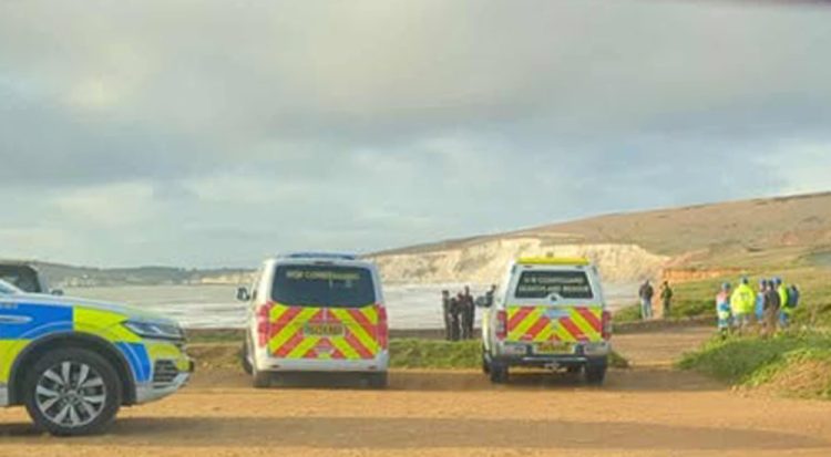 COASTGUARD CALLED TO COMPTON LANDSLIDE IN THE WEST WIGHT