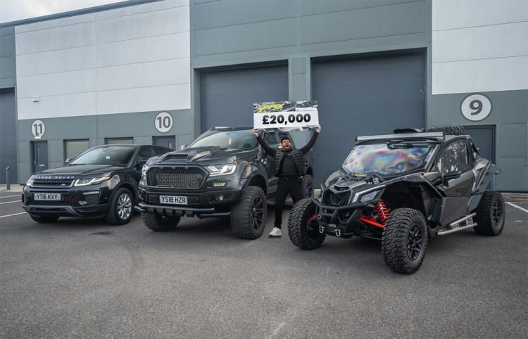 APEX COMPETITION LAUNCHES ‘THE ULTIMATE BUNDLE’ WITH VEHICLES, TECH AND £20K CASH