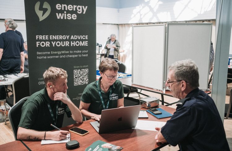 ROOKLEY COUPLE CUT ENERGY BILLS THANKS TO KEY ADVICE FROM GREEN ISLE OF WIGHT CIC