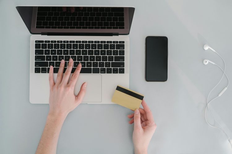 3D SECURE PAYMENT GATEWAYS IN THE UK: HOW TO REDUCE FRAUD WITHOUT KILLING CONVERSION RATES