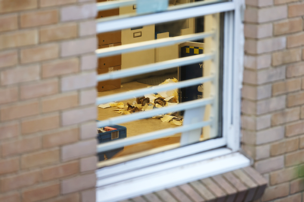 BURGLARS STRIKE TWICE AS MEDICATION STOLEN FROM PHARMACY IN RYDE