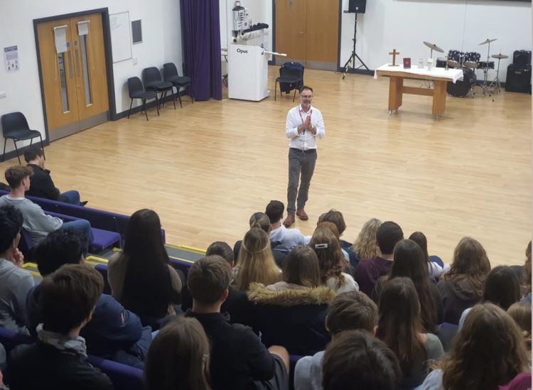 NEW ‘MISSION COASTAL’ INITIATIVE TARGETS EDUCATION GAP IN ISLE OF WIGHT WEST