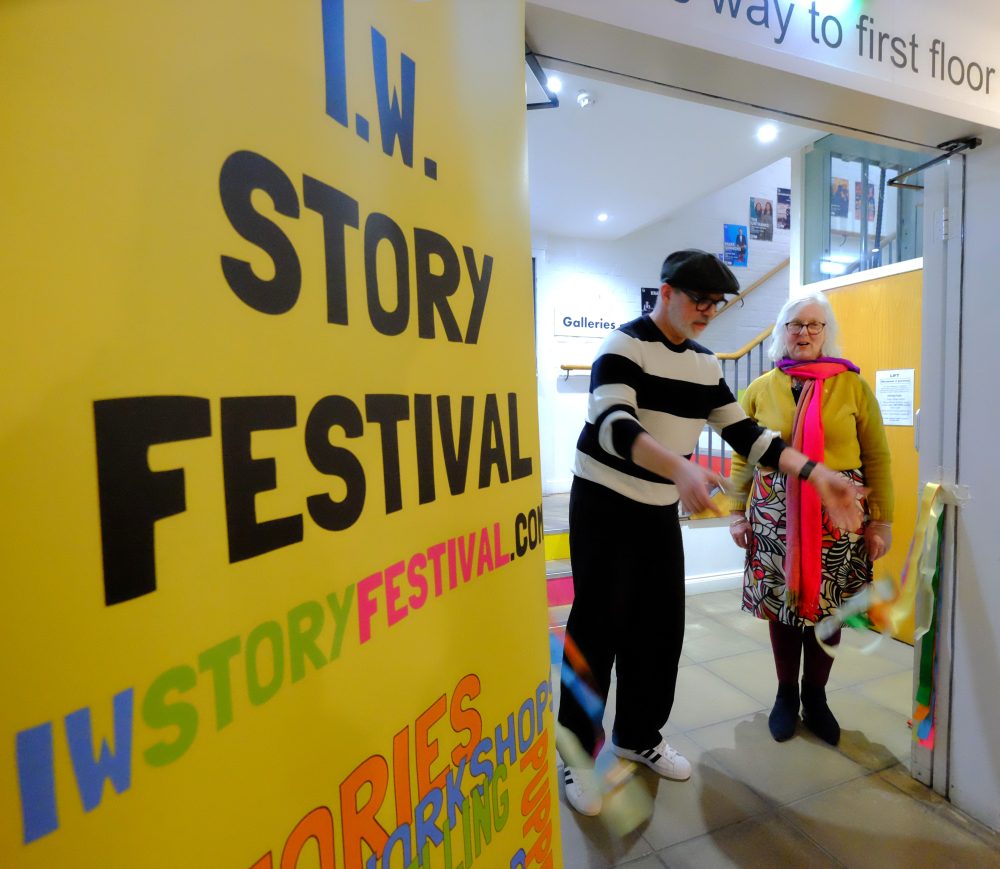 HUNDREDS ENJOY STAR-STUDDED 2026 ISLE OF WIGHT STORY FESTIVAL