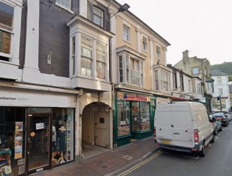 TOWN CENTRE APARTMENT PLAN REFUSED OVER NOISE AND AMENITY CONCERNS