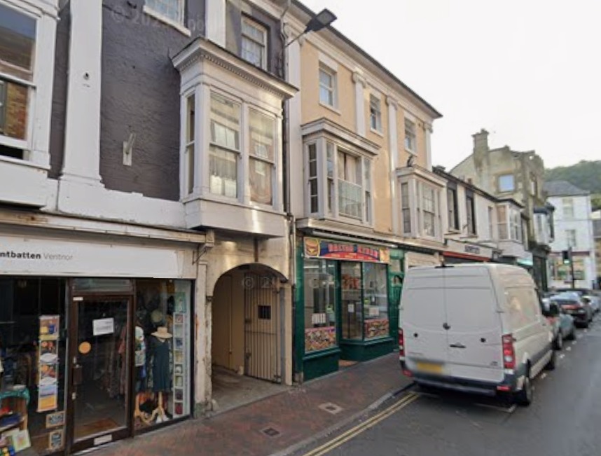 TOWN CENTRE APARTMENT PLAN REFUSED OVER NOISE AND AMENITY CONCERNS