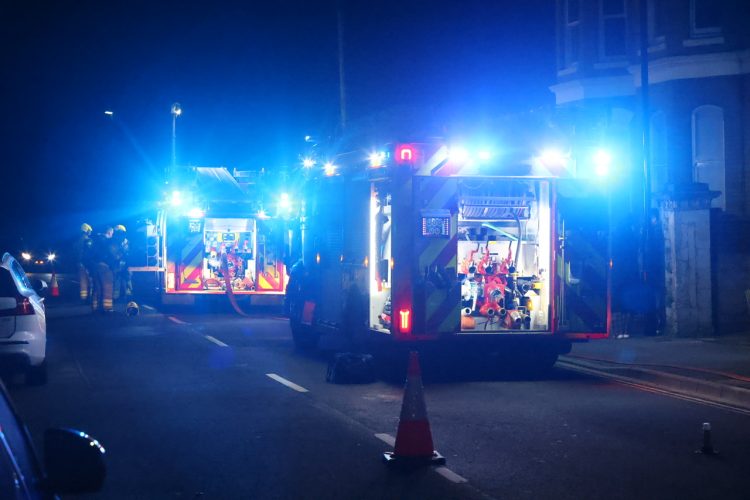 BURNT FOOD CAUSES SMOKE TO ISSUE FROM CENTRAL RYDE FLAT
