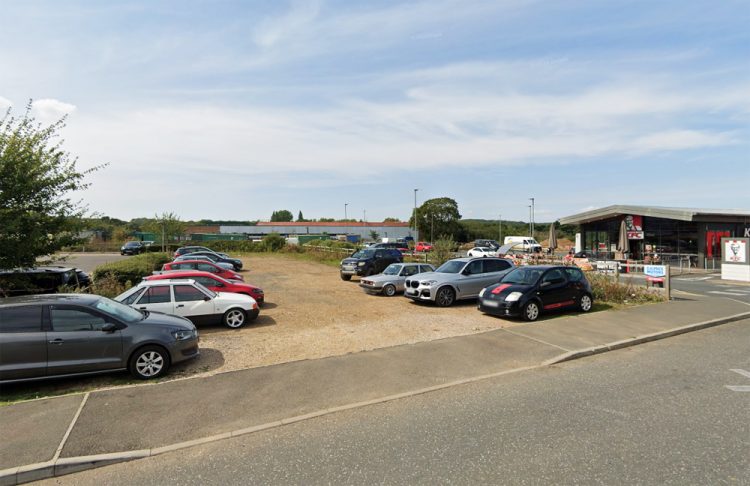 PLANS LODGED FOR 8-BAY ELECTRIC VEHICLE CHARGING FORECOURT IN SANDOWN