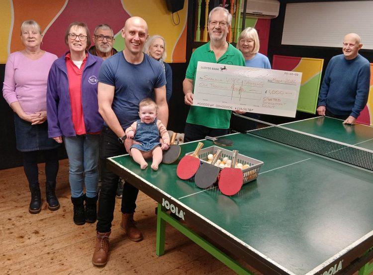 £1,000 BOOST FOR SHANKLIN YOUTH CENTRE TO SUPPORT SPORTS AND ACTIVITIES