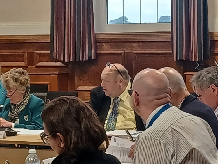 COUNCILLOR ‘SEETHING’ AS SOUTHERN WATER NO-SHOW SPARKS ANGER