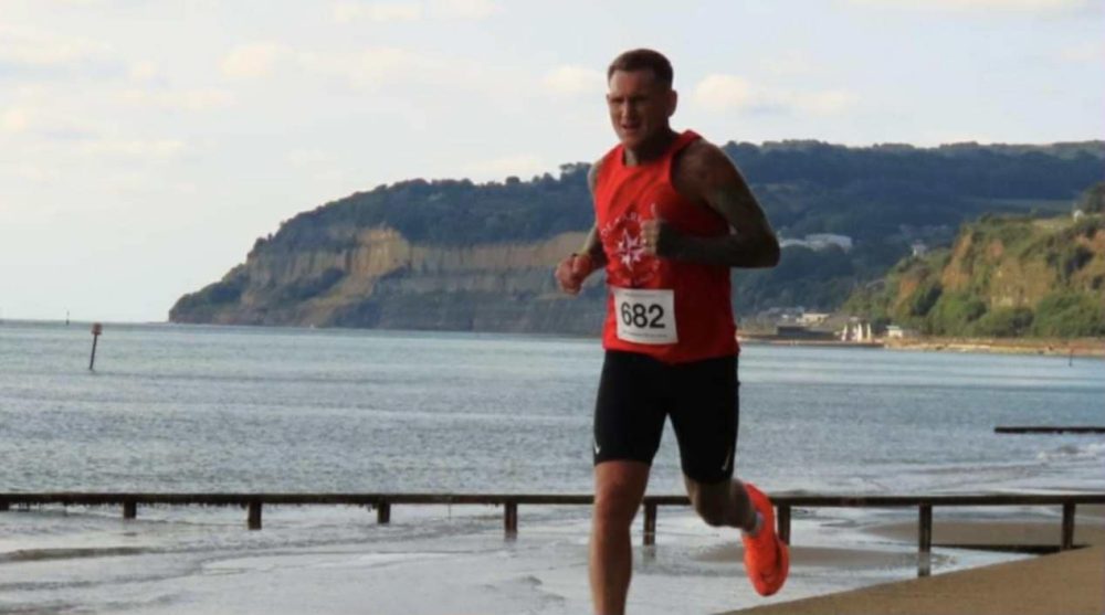 ISLE OF WIGHT FIREFIGHTER TO RUN LONDON MARATHON FOR BRAIN TUMOUR CHARITY