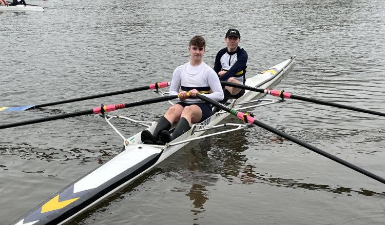 RYDE ROWING CLUB CREWS IMPRESS AT CHRISTCHURCH HEAD OF THE STOUR