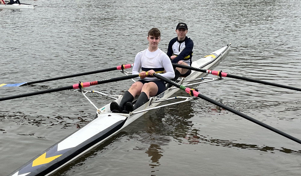 RYDE ROWING CLUB CREWS IMPRESS AT CHRISTCHURCH HEAD OF THE STOUR