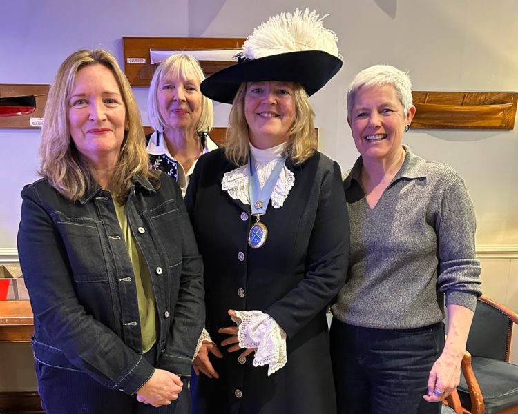 MORE THAN 70 WOMEN ATTEND LAUNCH OF NEW ‘ISLAND WOMEN’ SERIES IN COWES