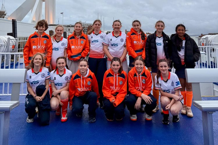 MEN STRETCH ADVANTAGE AS GIRLS IMPRESS IN ISLE OF WIGHT HOCKEY