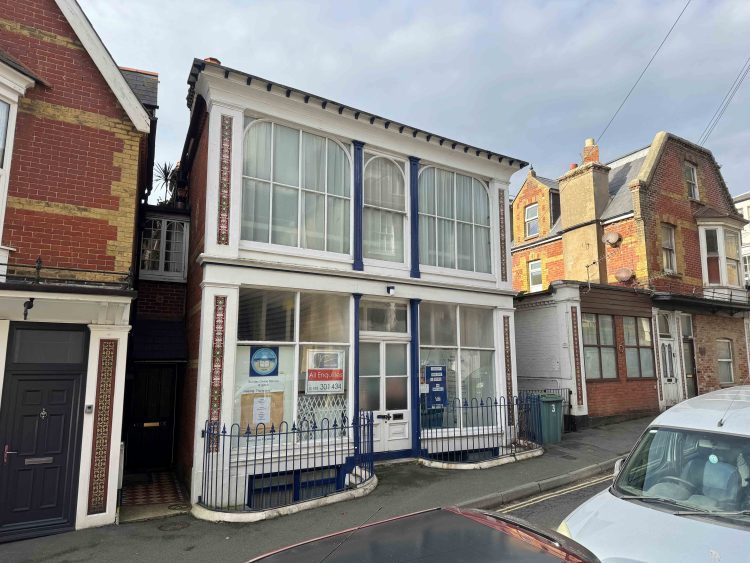 ISLE OF WIGHT CHURCH, COTTAGE AND DEVELOPMENT LAND GO UNDER THE HAMMER