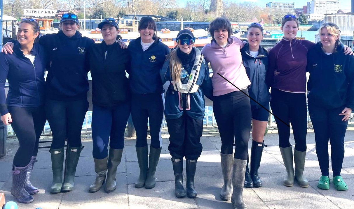 ISLAND CREW MAKES HISTORY AT WOMEN’S EIGHTS HEAD OF THE RIVER RACE