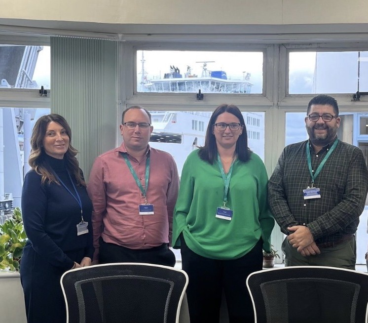 WIGHTLINK TEAM TO HEAR FROM CUSTOMERS AT SANDOWN MEET AND GREET