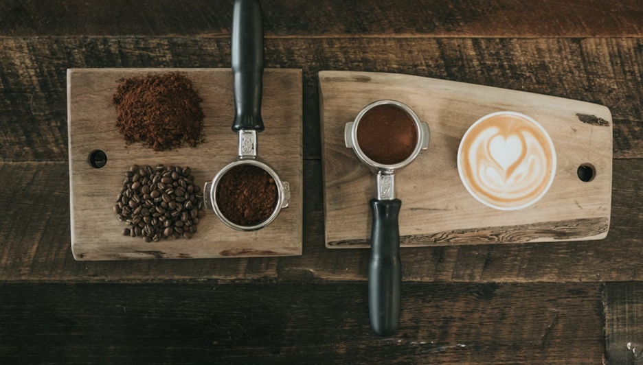PRE-GROUND COFFEE VS. FRESHLY GROUND BEANS: THE FLAVOUR FIGHT OR ONE-WAY HIGHWAY?