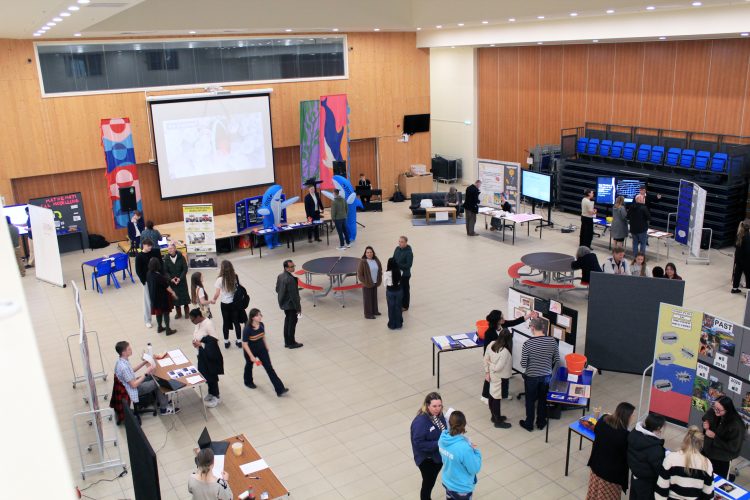 SIXTH FORM STUDENTS AT COWES ENTERPRISE COLLEGE PRESENT EPQ PROJECTS TO COMMUNITY