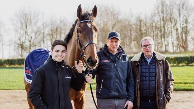 “I WOULDN’T SWAP HIM FOR ANY OTHER HORSE IN THE RACE” – HARRY REDKNAPP’S JUKEBOX MAN RIDER FIRES CHELTENHAM WARNING