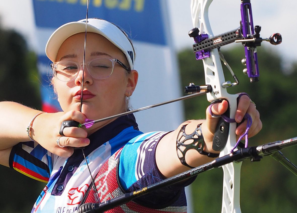 ISLAND ECHO HELPS FUND TEAM GB TRAINING FOR ISLE OF WIGHT OLYMPIC HOPEFUL