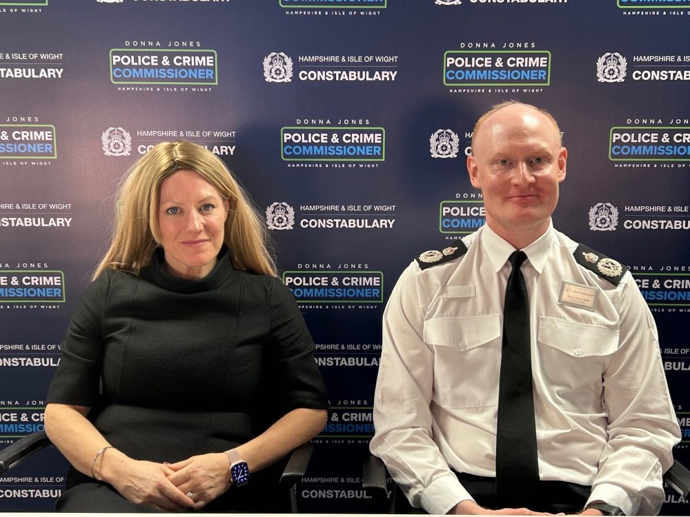 NEARLY 200 QUESTIONS PUT TO PCC AND CHIEF CONSTABLE IN LIVE COPS SESSION