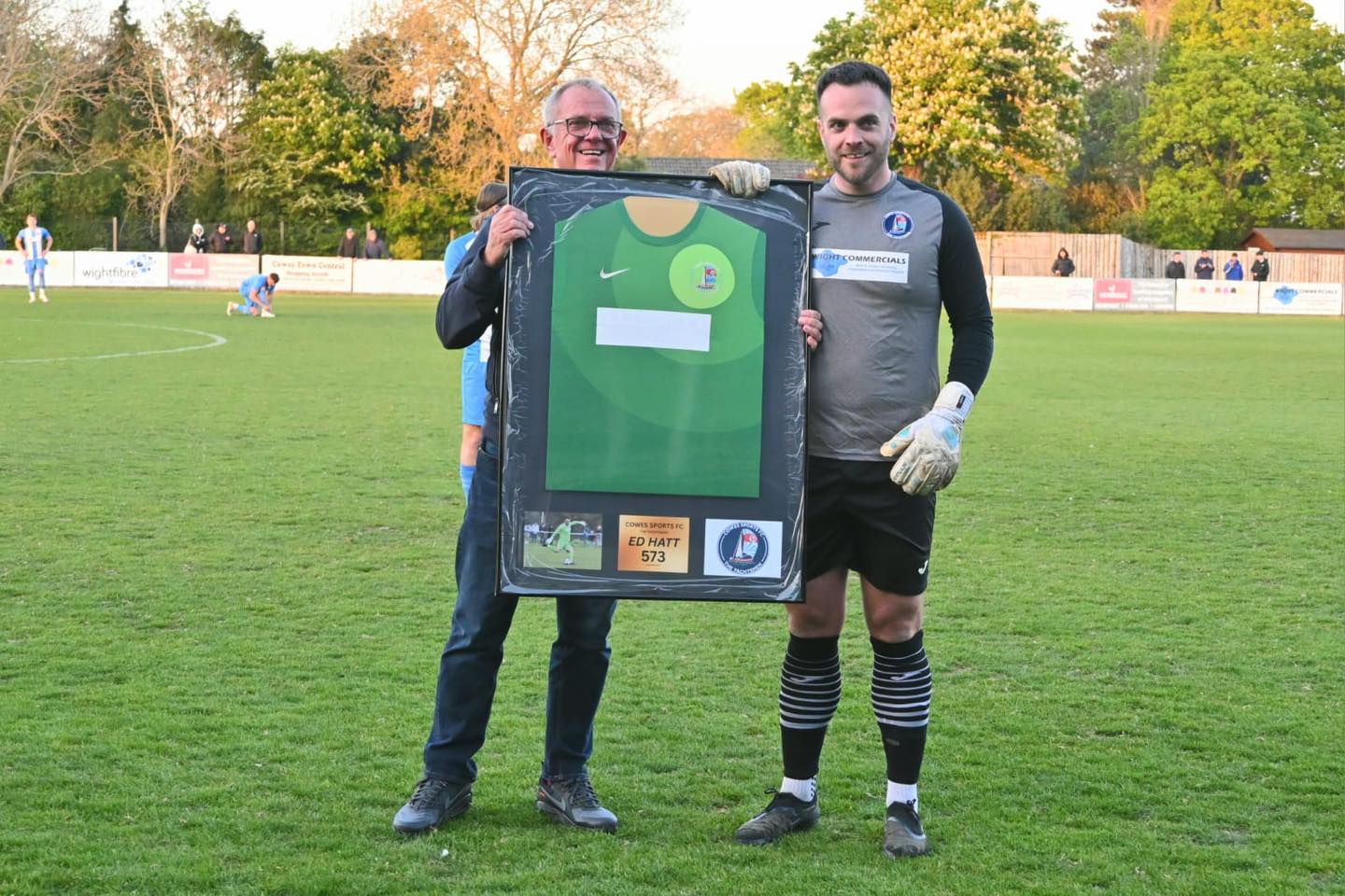 COWES SPORTS’ ED HATT SETS NEW GOALKEEPING APPEARANCE RECORD AGAINST STONEHAM