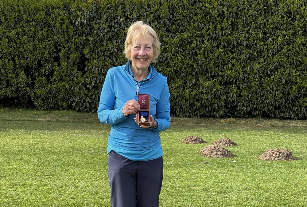 HISTORIC 1882 MEDAL CONTESTED AS SHANKLIN & SANDOWN LADIES TAKE TO THE COURSE