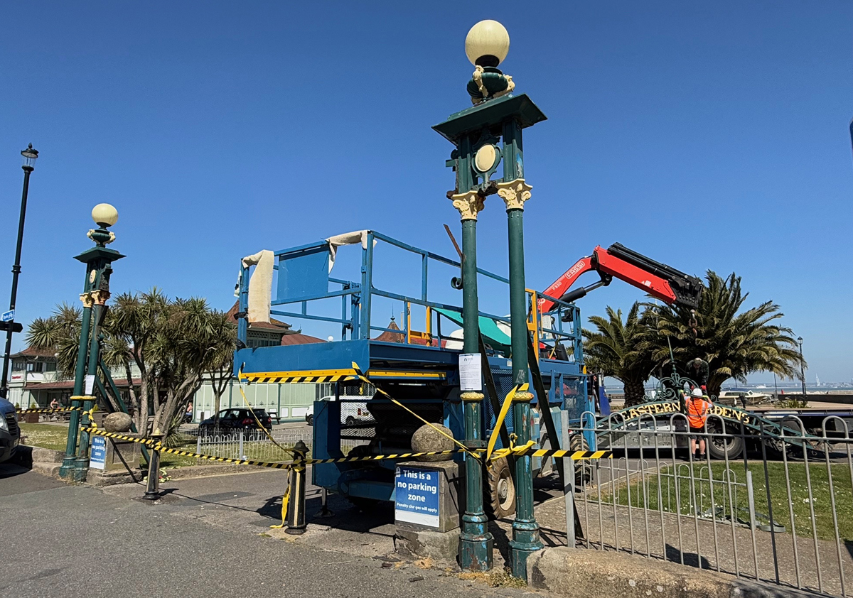 MAJOR REFIT UNDERWAY FOR RYDE’S EASTERN GARDENS ARCH AFTER RUST DAMAGE