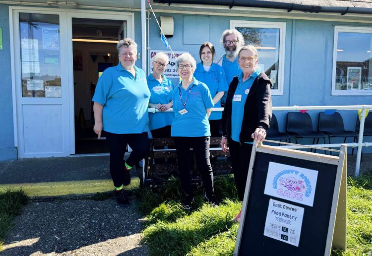 EXCLUSIVE: COMMUNITY SPIRITED CAFE PROVIDING LIFELINE FOR HUNDREDS IN EAST COWES