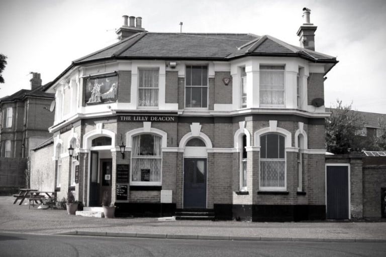 20 YEARS AGO GREEN LIGHT GIVEN TO DEMOLISH ‘GROTTIEST PUB IN BRITAIN’
